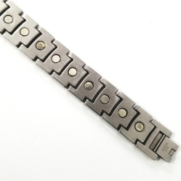 New Black stainless steel magnetic bracelet 8.5 inches - Picture 3 of 8